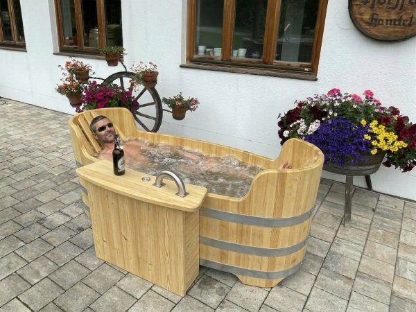 Romantika Whirlpoolanlage mit Heizung , Gartenbadewanne, Holzbadewanne, Liegebadewanne, Holzwanne, 2 Personen